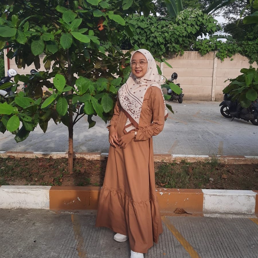 Lia Yulianasari,S.Pd
